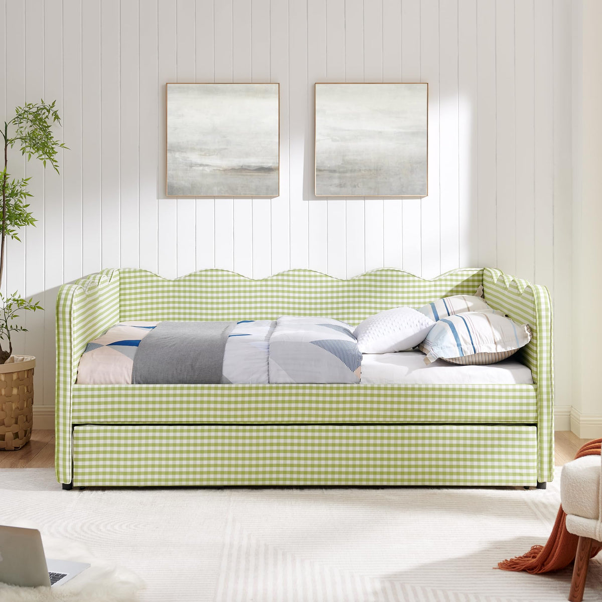 Green Gingham Full to King Upholstered Daybed with Trundle J735