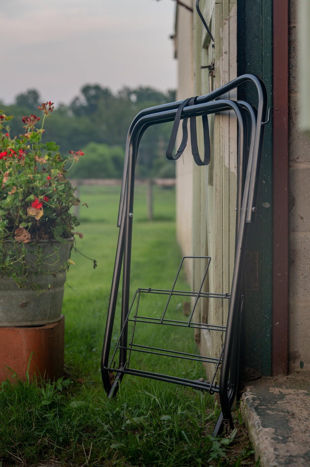 Portable Folding Saddle Rack Powder-Coated Steel Y493665