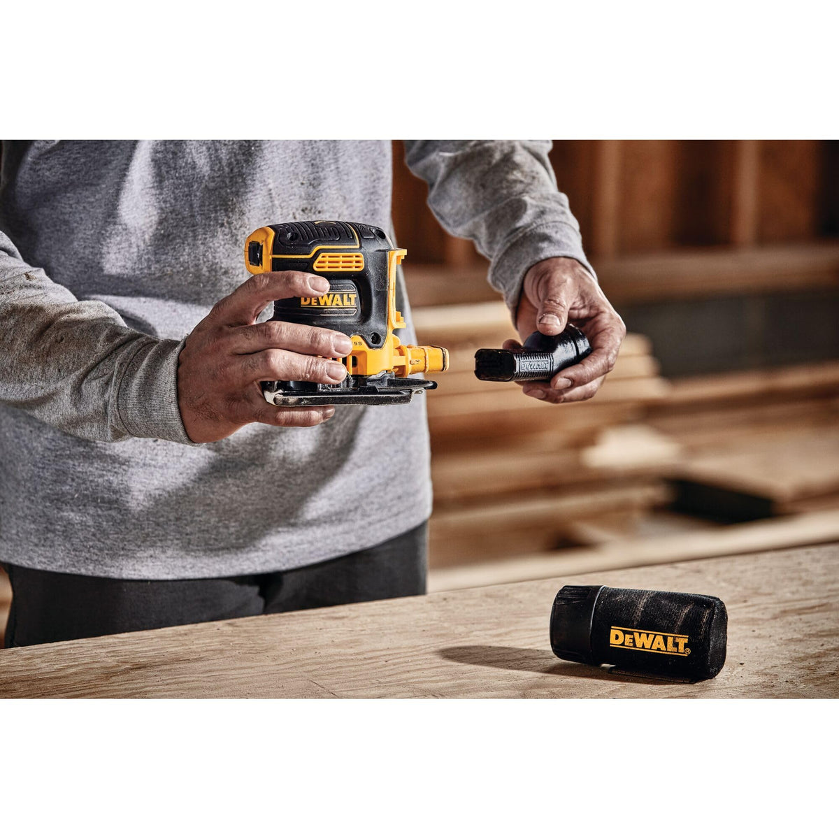 Cordless 1/4 Sheet Variable Speed Sander N592669