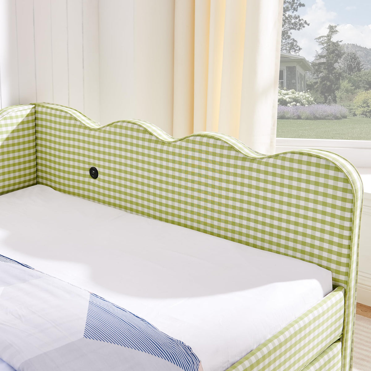 Green Gingham Full to King Upholstered Daybed with Trundle J735